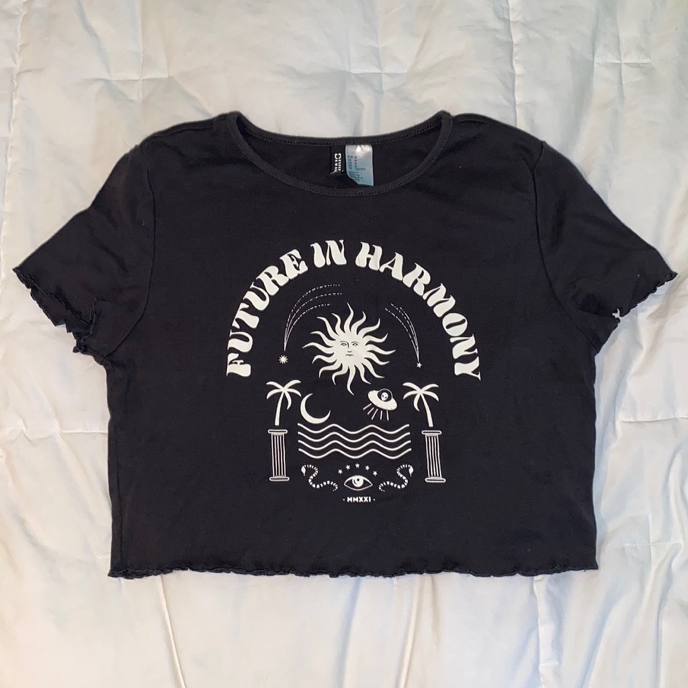 NWOT H&M Divided Crop Top
